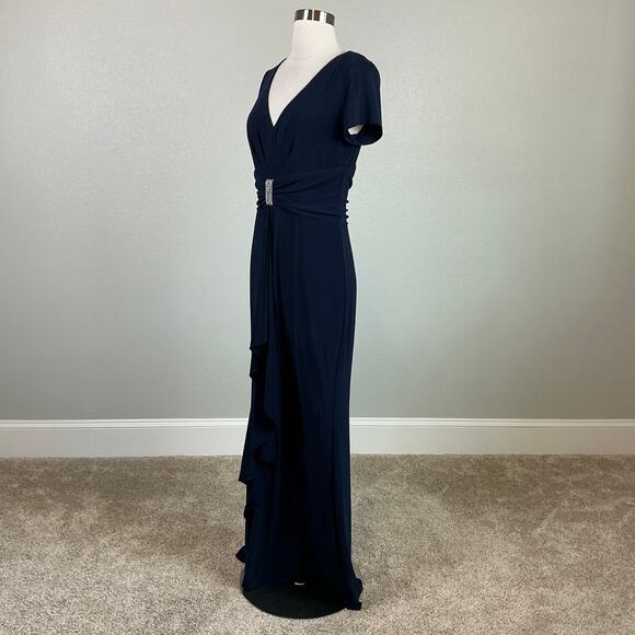 Beaded Short Sleeve Evening Gown Blue Size 6 R&M Richards V-Neck Formal Dress - Picture 4 of 14